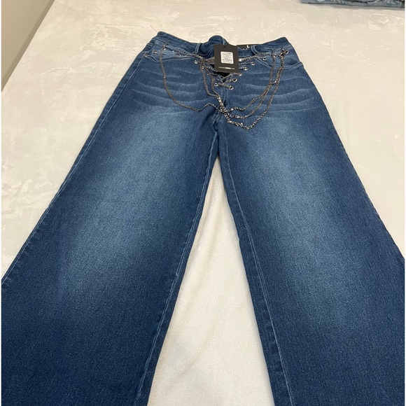 Cute jeans - Picture 11 of 11